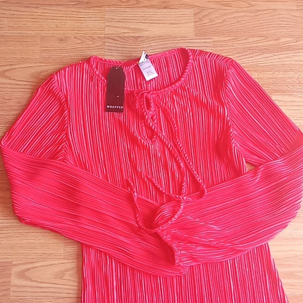 NWT ladies red dress by Wrapper.sz S. M - Picture 3 of 8